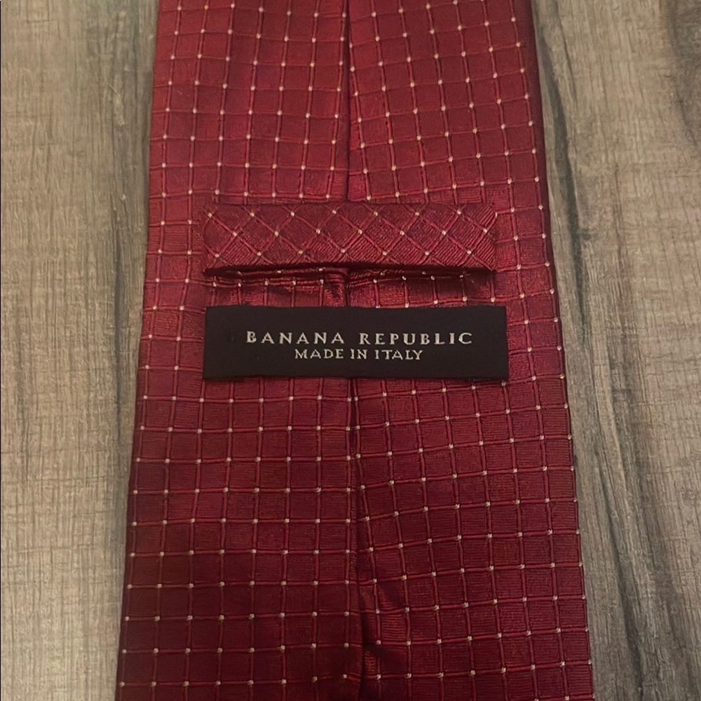 Banana Republic Red Pin-Dot Italian Silk Made In Italy